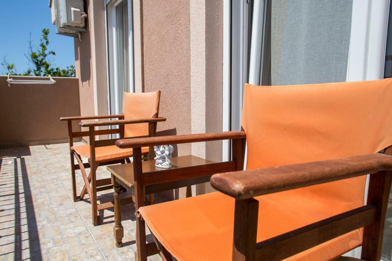 Fort City Apartments Tivat Exteriör bild